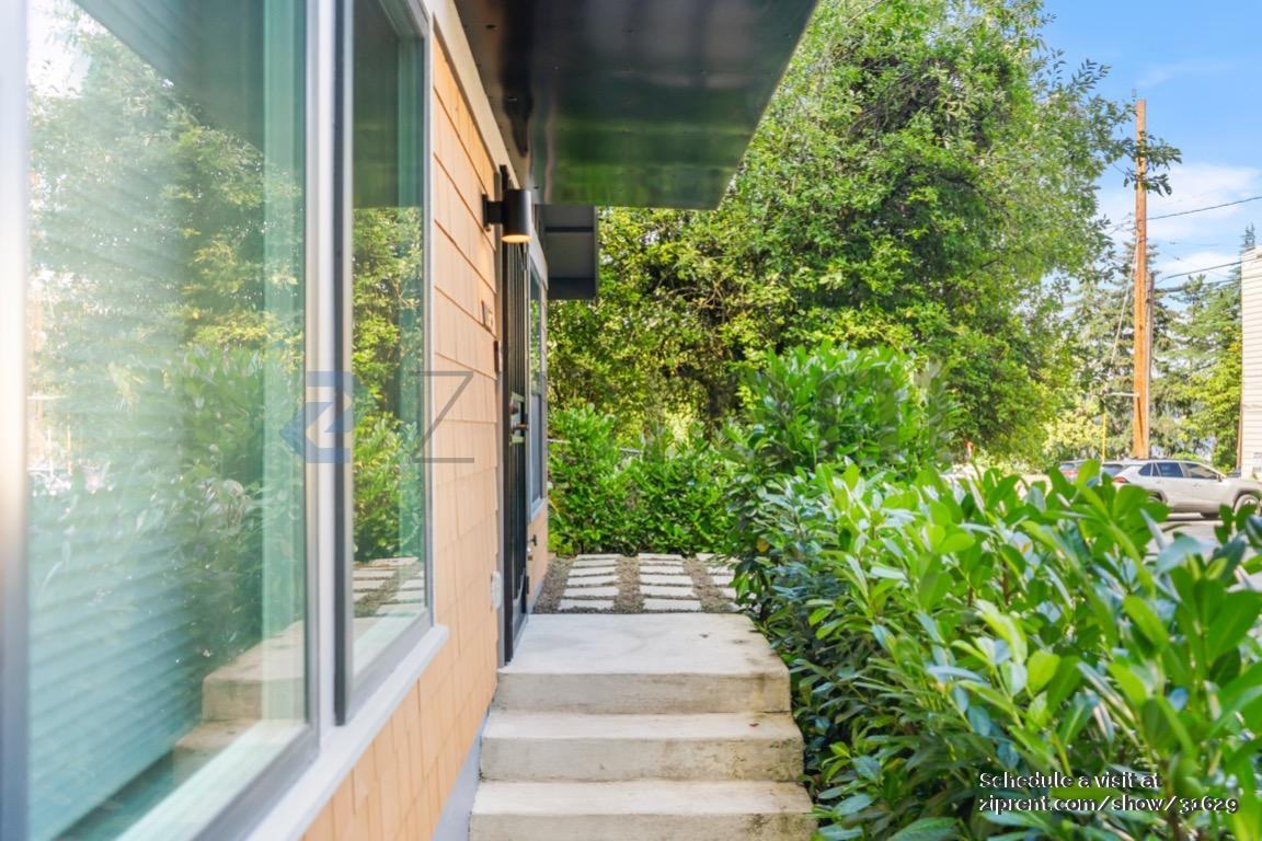 10023 68th Ave S - Photo 2 of 17