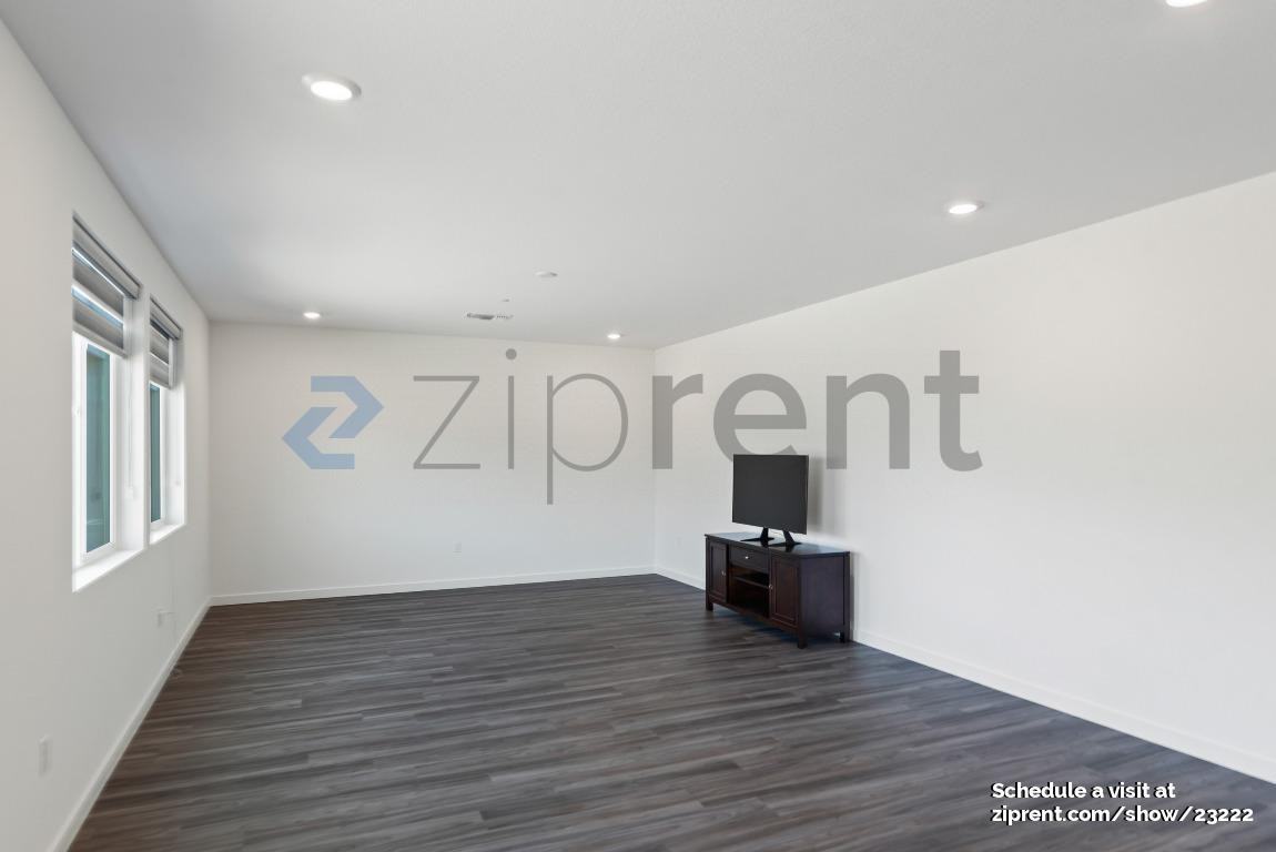 994 Pipit St - Photo 6 of 33