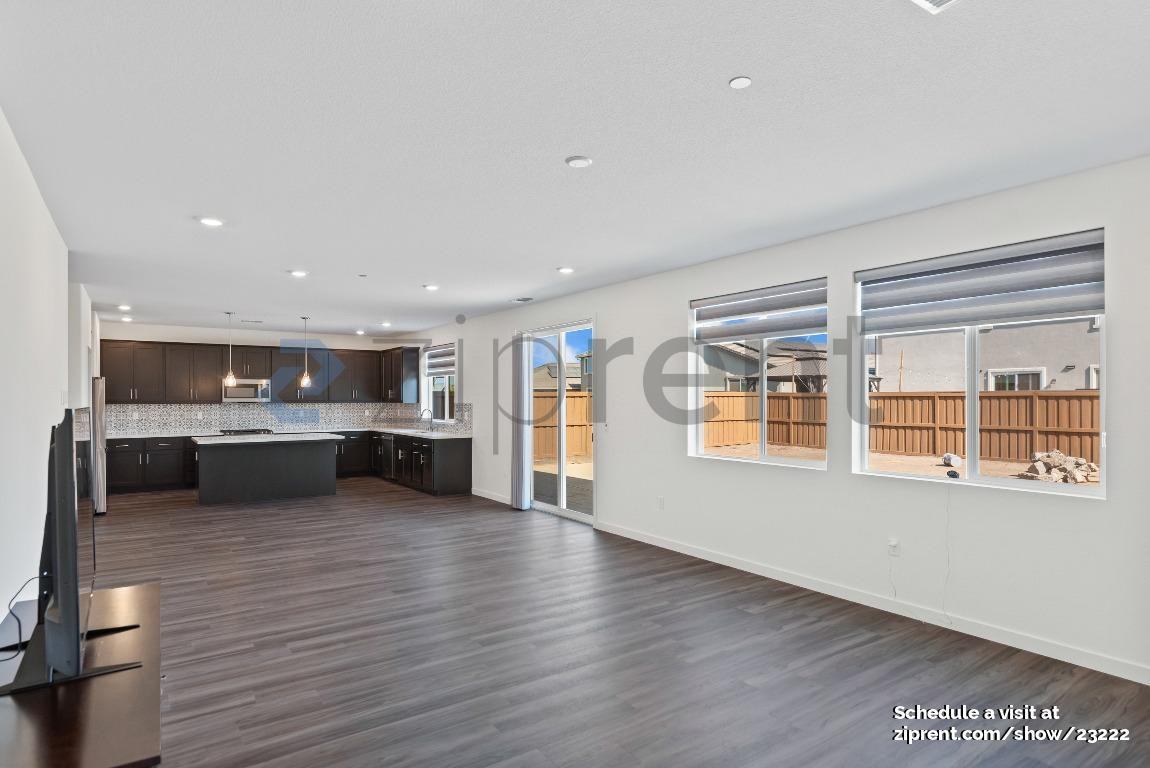 994 Pipit St - Photo 7 of 33