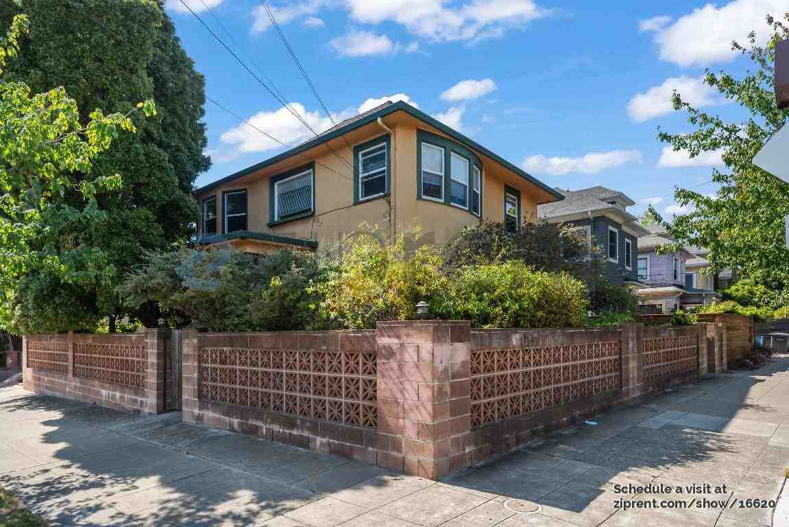 1835 Carleton St - Photo 2 of 27