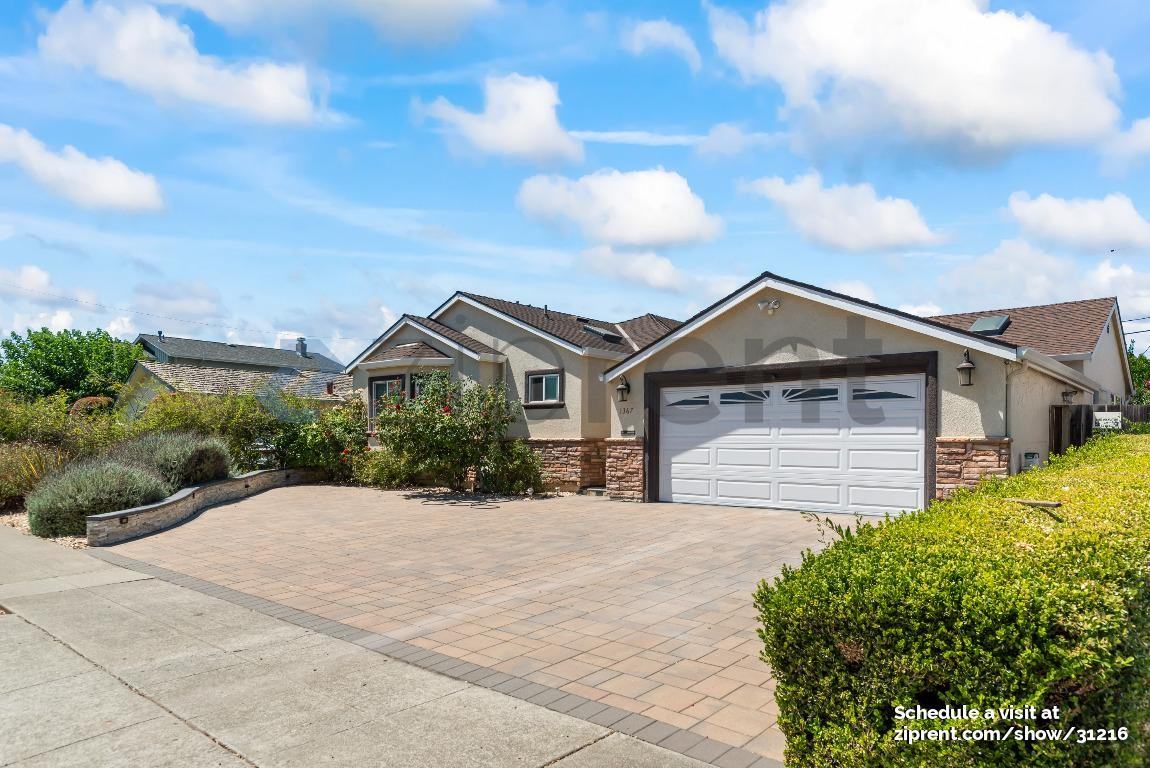 1367 S Blaney Ave - Photo 2 of 38