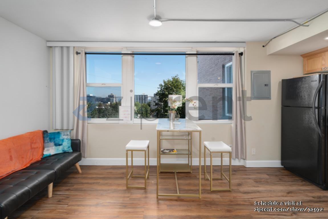 1205 Sw Cardinell Dr #401 - Photo 6 of 15