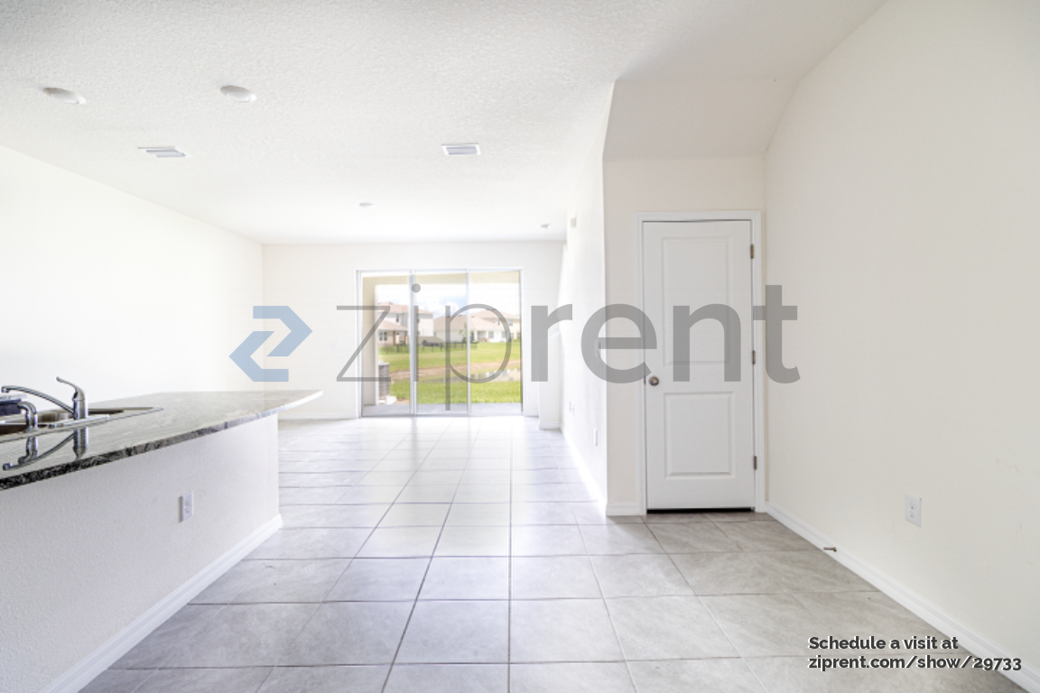 33070 Major Oak Dr - Photo 4 of 19