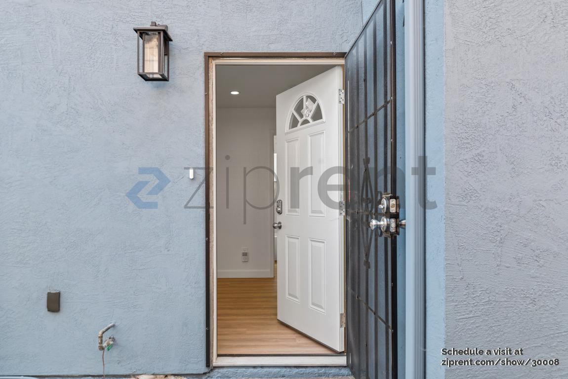 1421 Adeline St #1421 - Photo 2 of 24