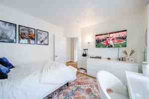 featured image of 103 E Frambes Ave