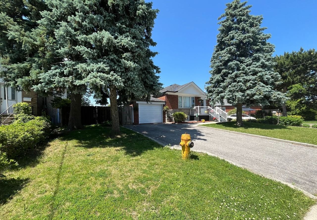 98 Flora Drive - Photo 3 of 11