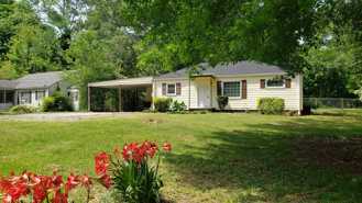 4220 Maplewood Dr - Photo 1 of 1