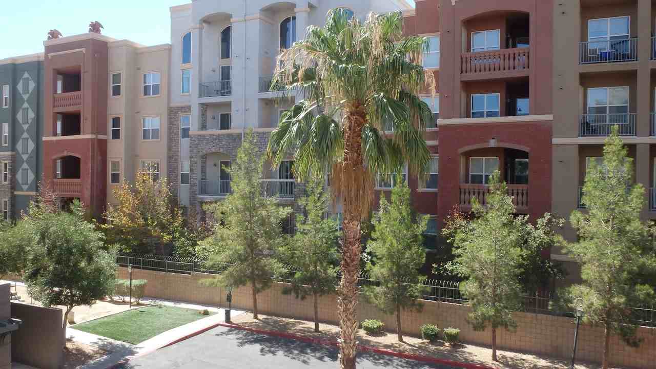 27 E Agate Ave #209 - Photo 4 of 37