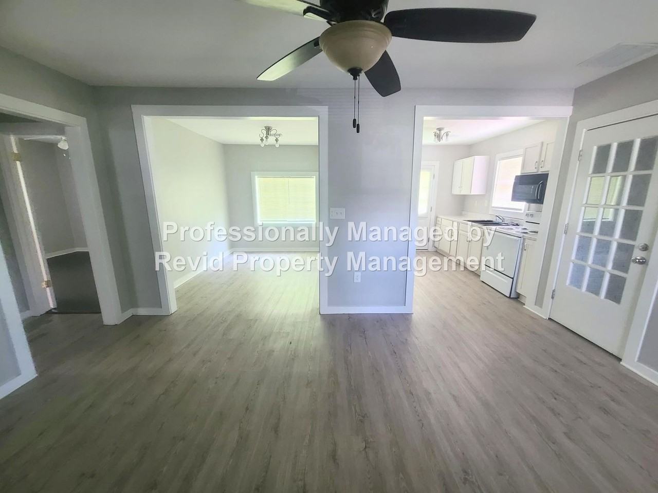 714 Goodwyn St - Photo 4 of 14