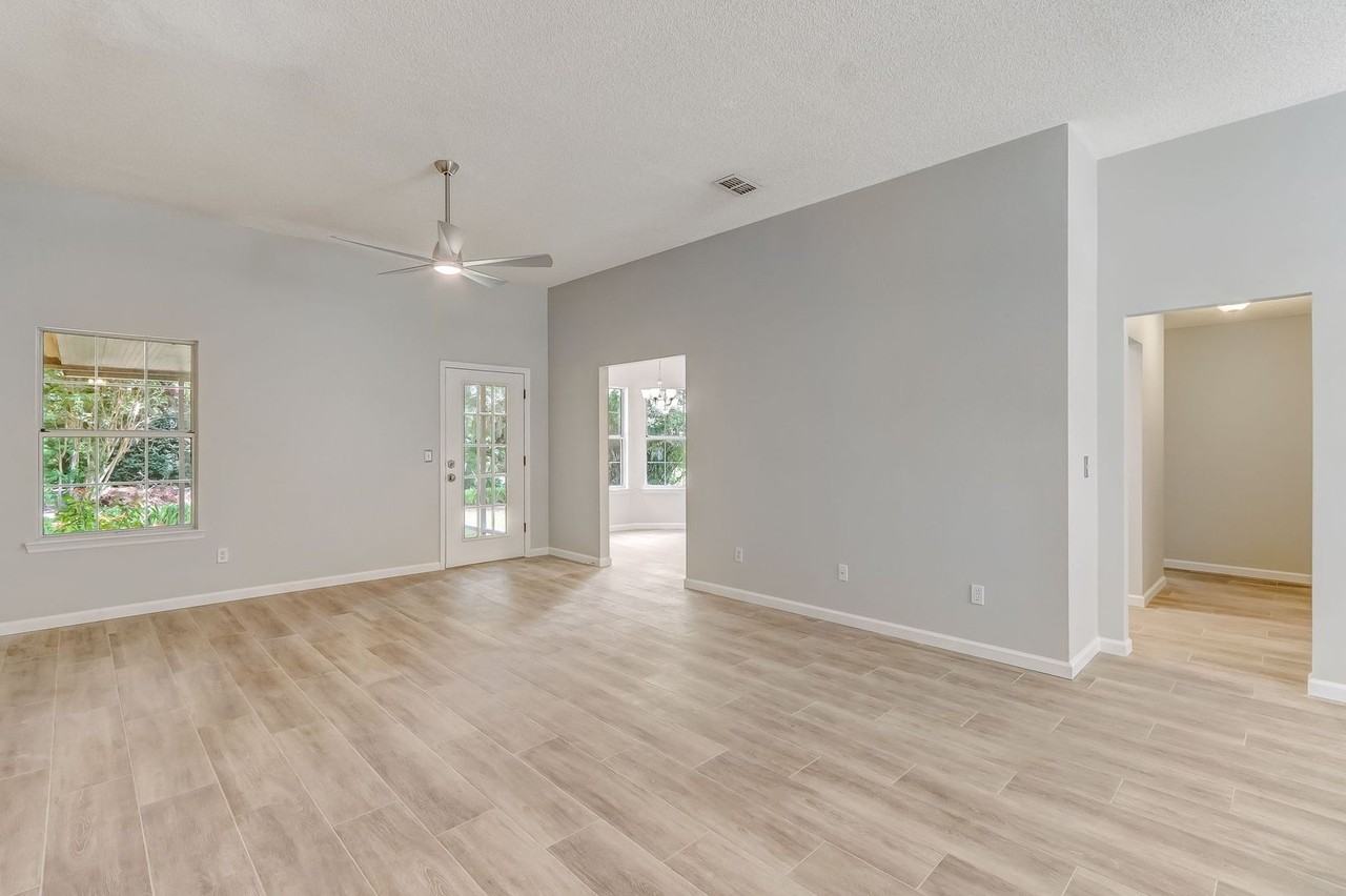 4944 Windward Pl - Photo 2 of 43