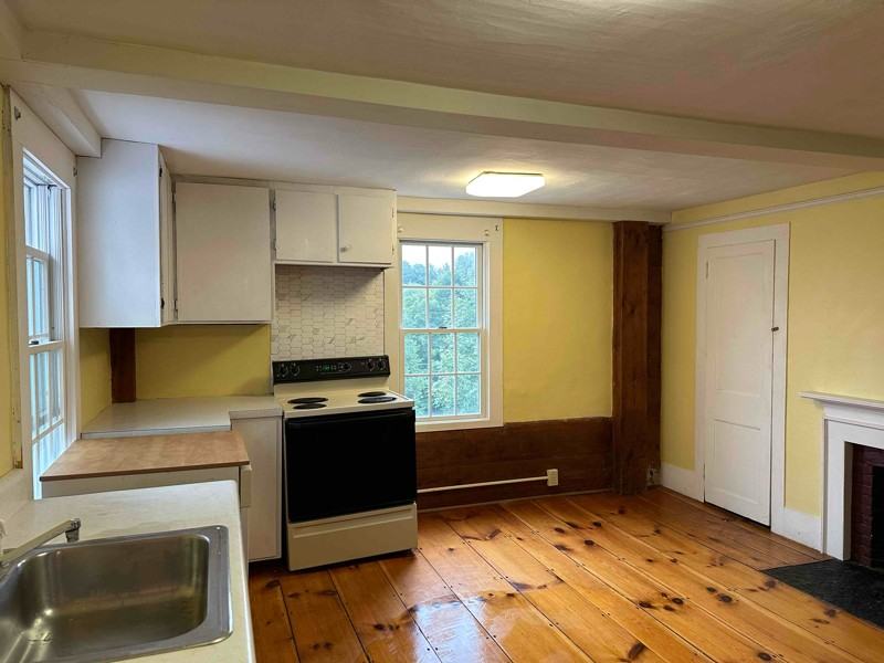 1 Chesterfield Rd - Photo 2 of 4