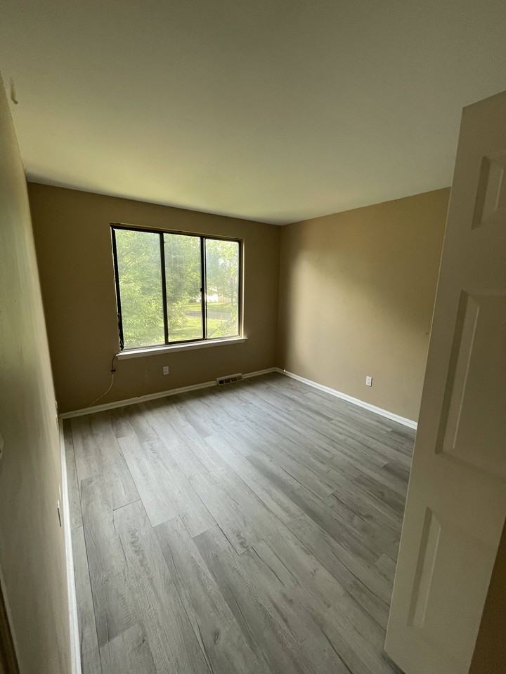 3 Bennington Pl #3 - Photo 3 of 17