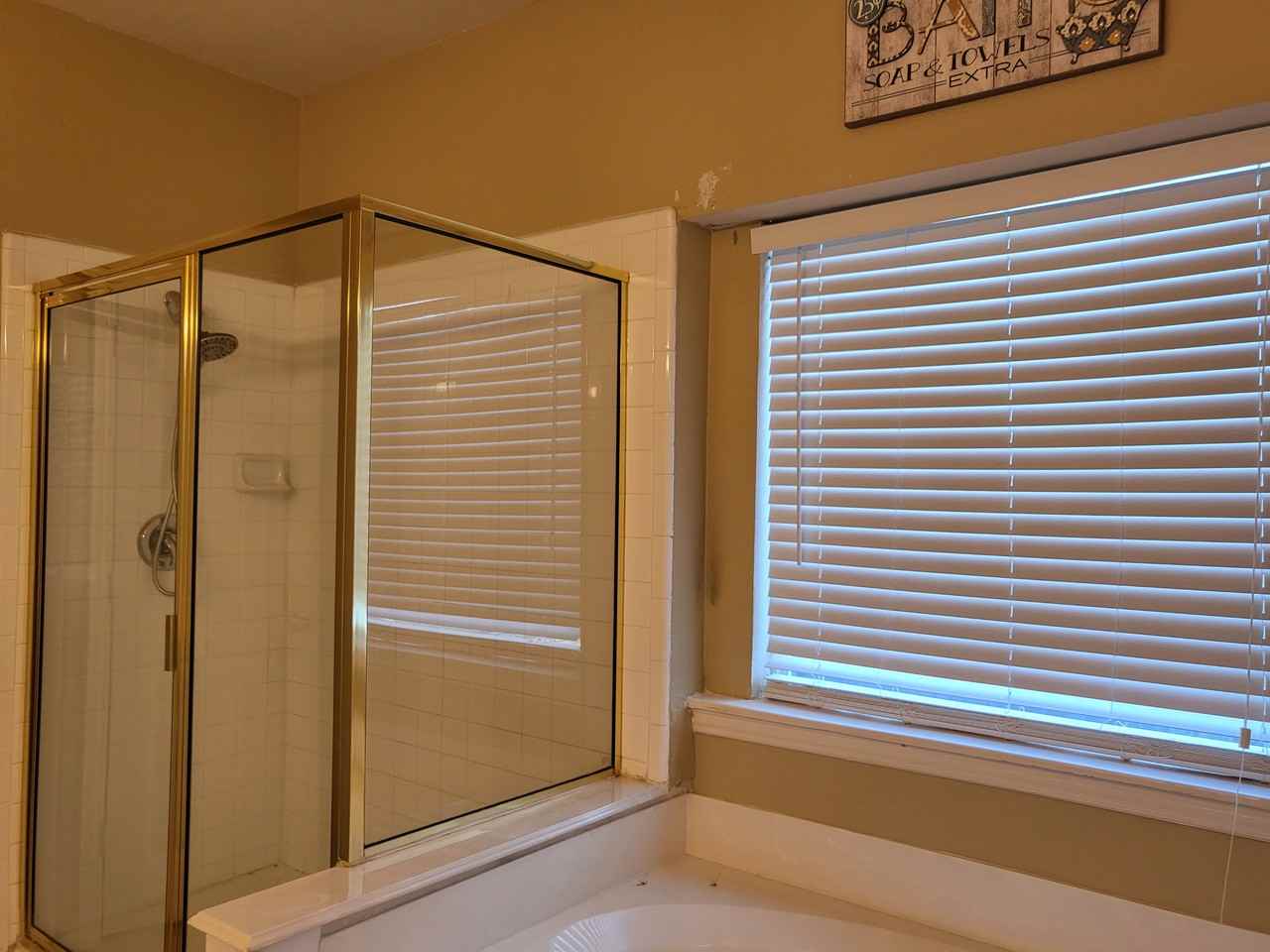 4522 Oak Shores Dr #NA - Photo 3 of 43