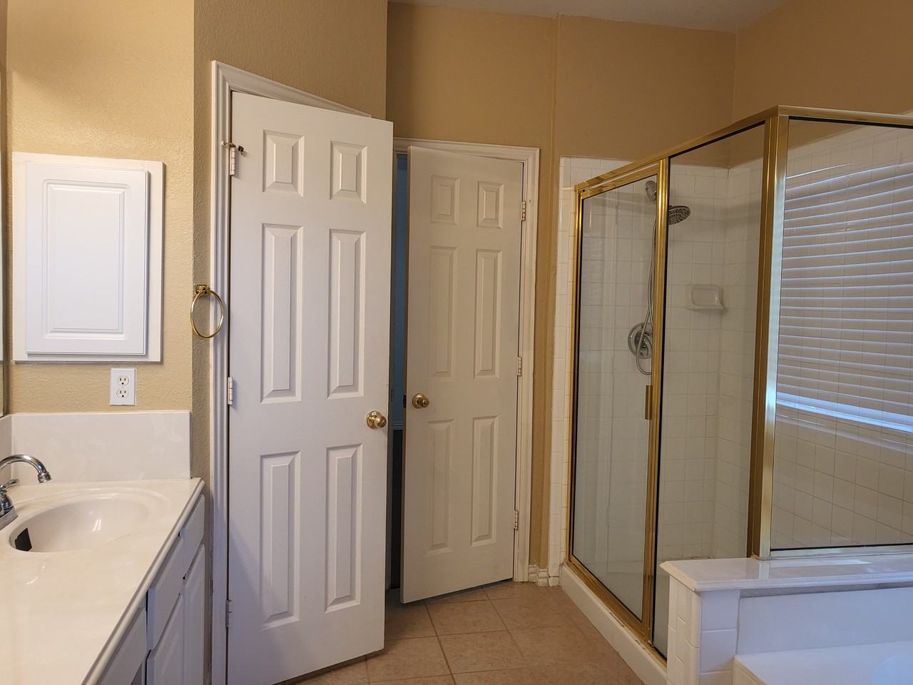 4522 Oak Shores Dr #NA - Photo 4 of 43