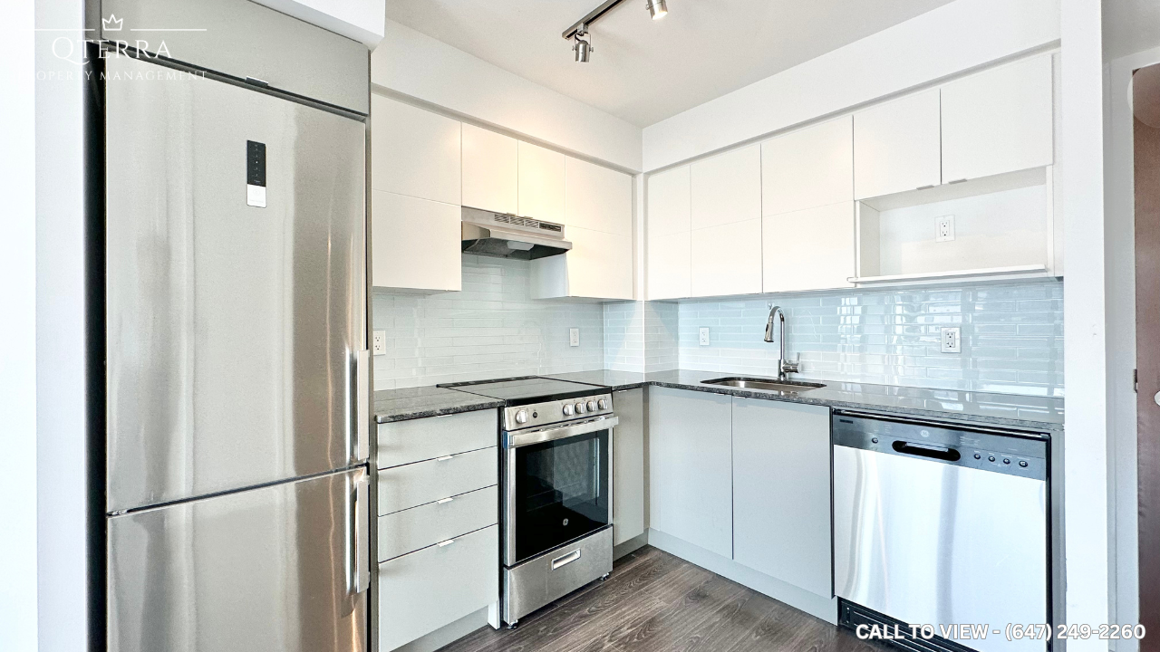 919-120 Varna Dr, North York, Ontario M6A 0B3 - Photo 2 of 9