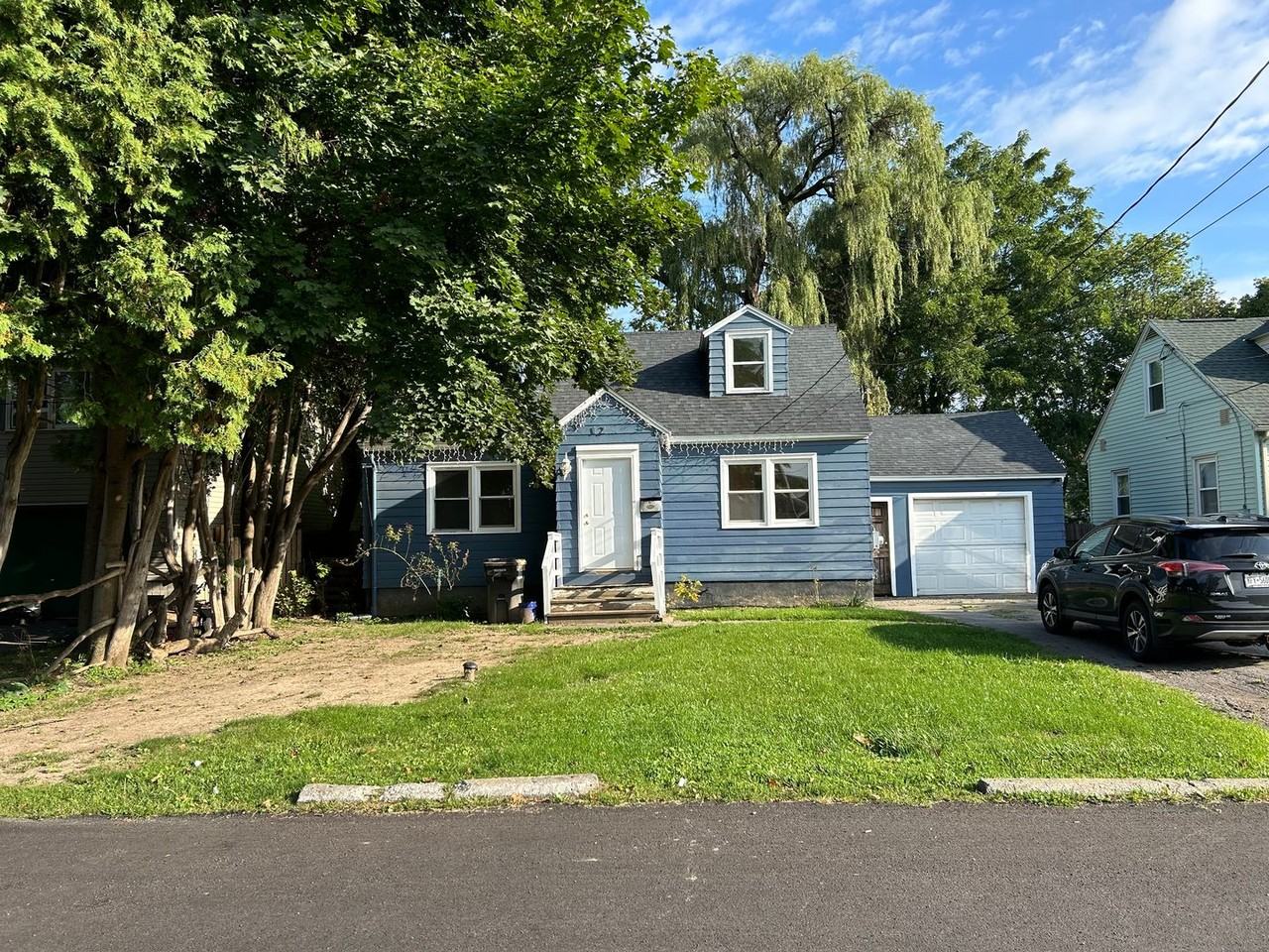 122 W Florence Ave - Photo 2 of 24