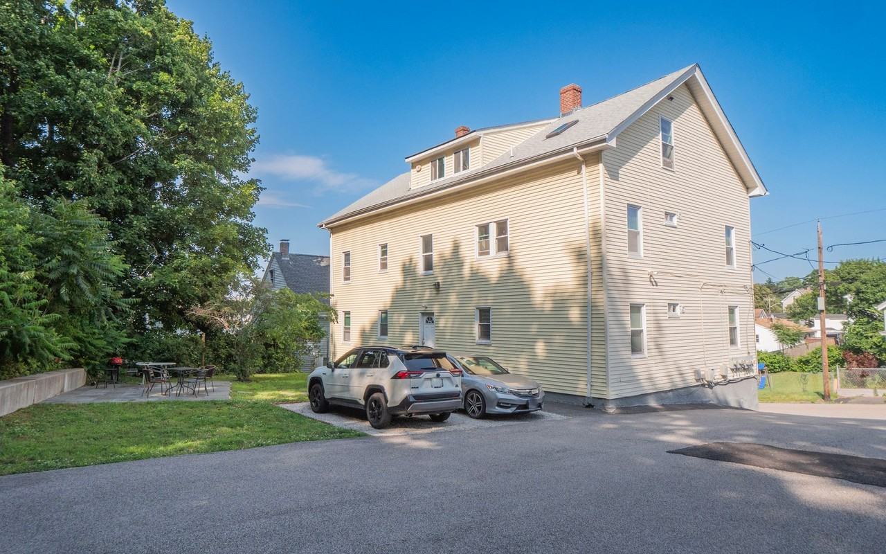 93 First Street - Photo 2 of 8