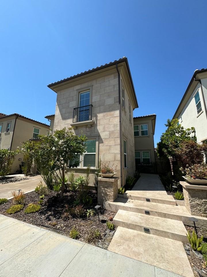 19 Caspian - Photo 2 of 38