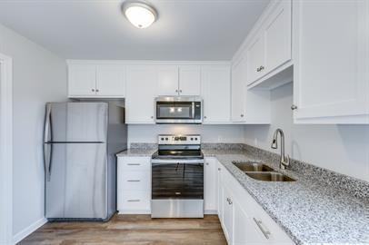 711 North Main Street - Photo 6 of 17