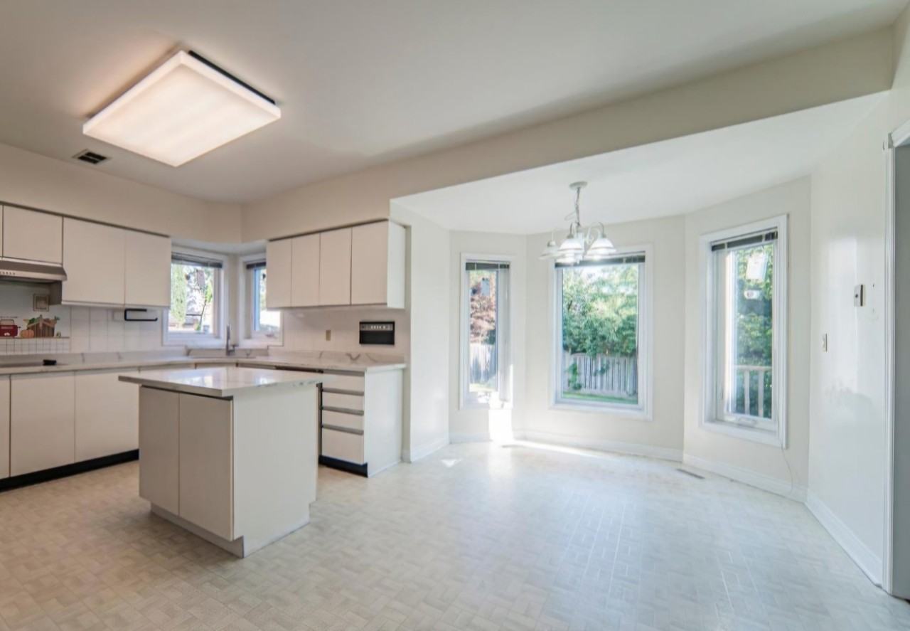 147 John Button Boulevard - Photo 3 of 19