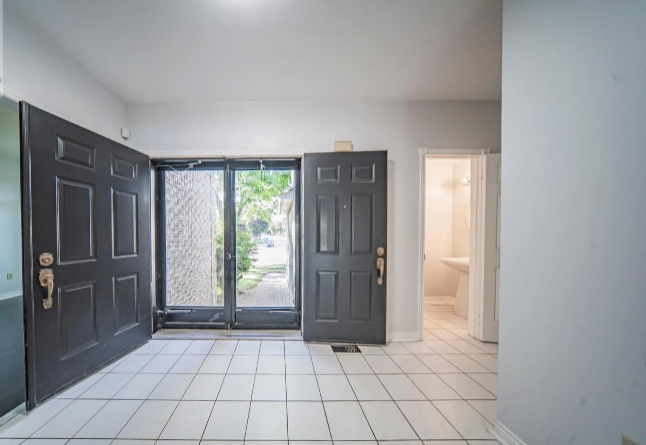 147 John Button Boulevard - Photo 2 of 19