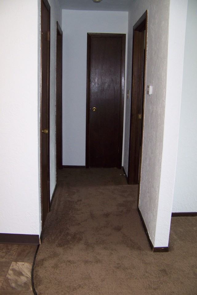 2213 Stoneybrook Rd #NA - Photo 4 of 10