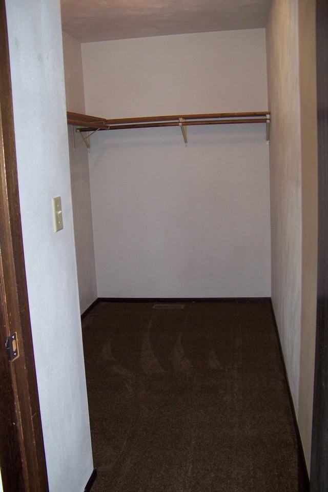 2213 Stoneybrook Rd #NA - Photo 6 of 10