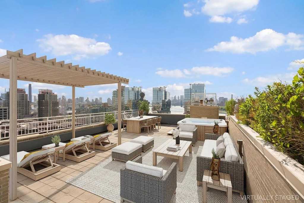 Broadway #11B - Photo 4 of 20