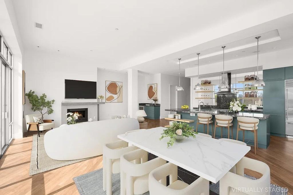 Broadway #11B - Photo 7 of 20