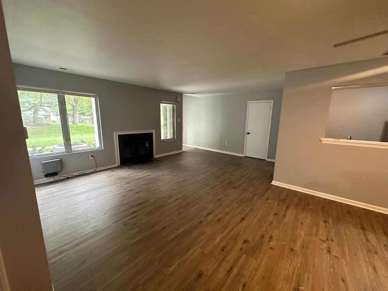 12 Michele Ct - Photo 6 of 11