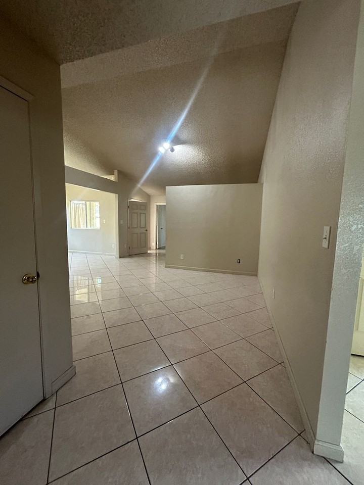 1311 5th Ave - Photo 3 of 16