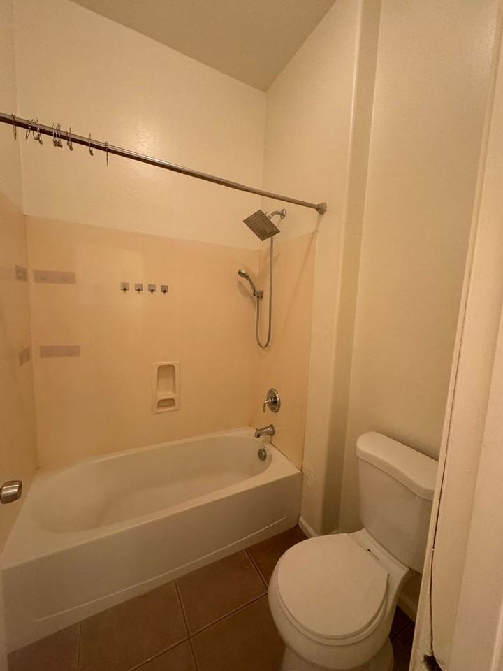 20439 S 186th St - Photo 2 of 25