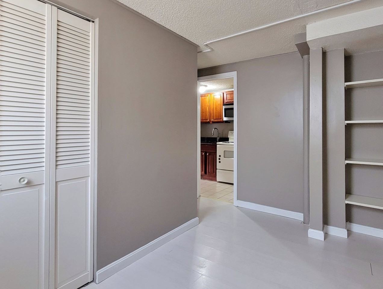 379 Meridian St #101 - Photo 3 of 16