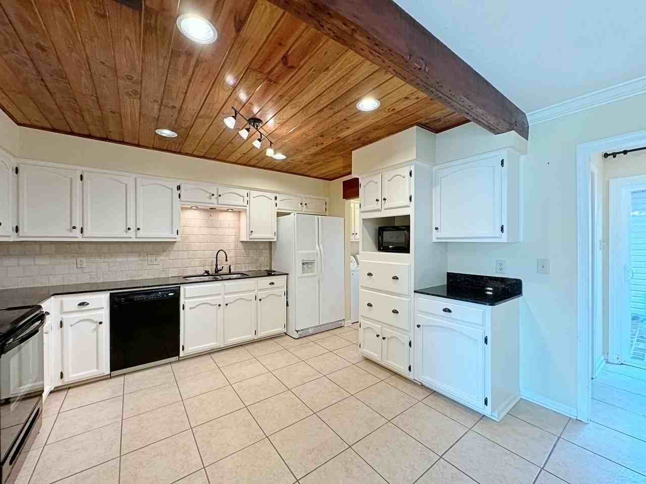 9925 Jefferson Hwy - Photo 5 of 38