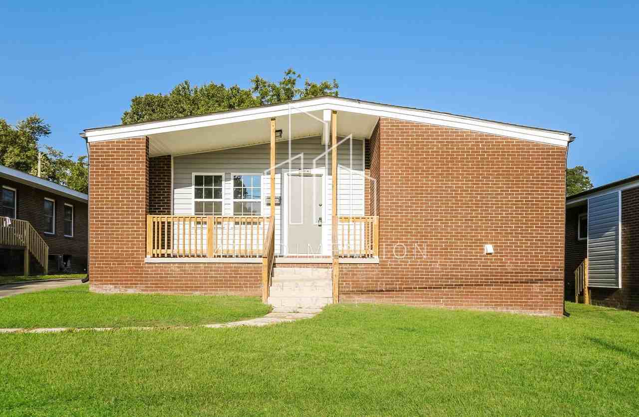 511 Saunders Place - Photo 2 of 15