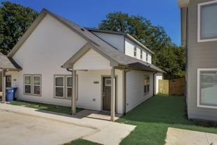 2424 S Fannin Ave - Photo 1 of 1