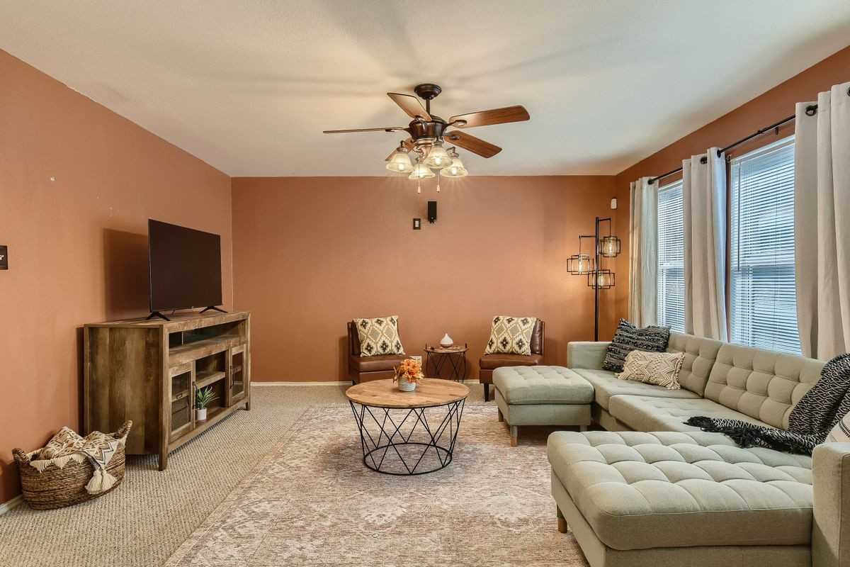 10430 Tiger Fld - Photo 5 of 22