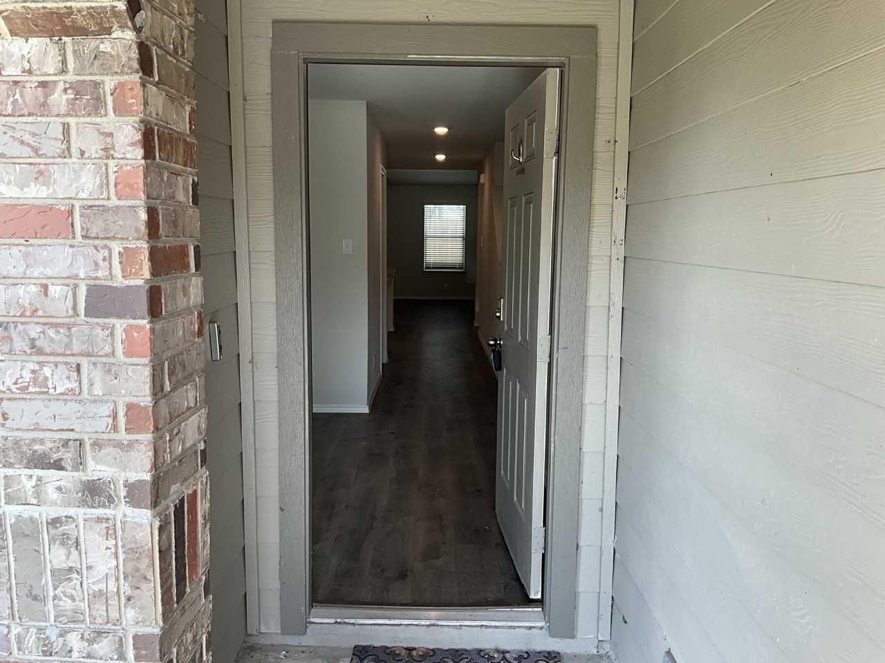 6427 Kendall Cv - Photo 2 of 17