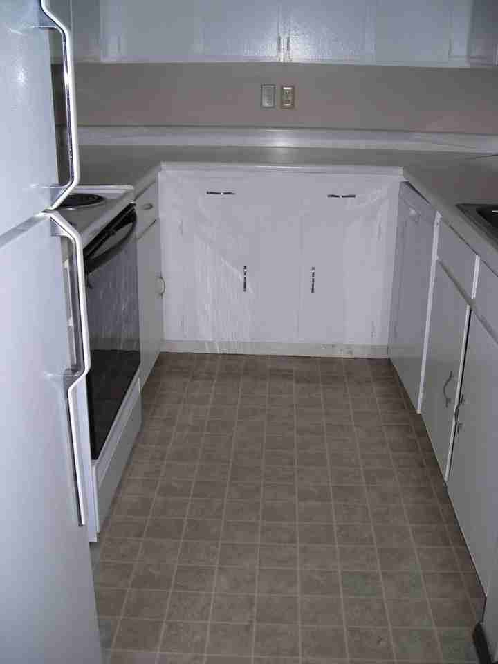 1221 S Willow St - Photo 3 of 15