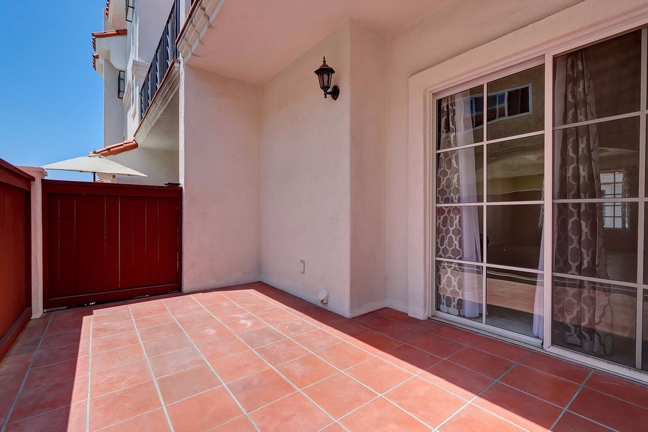 511 N Elena Ave #B - Photo 7 of 28