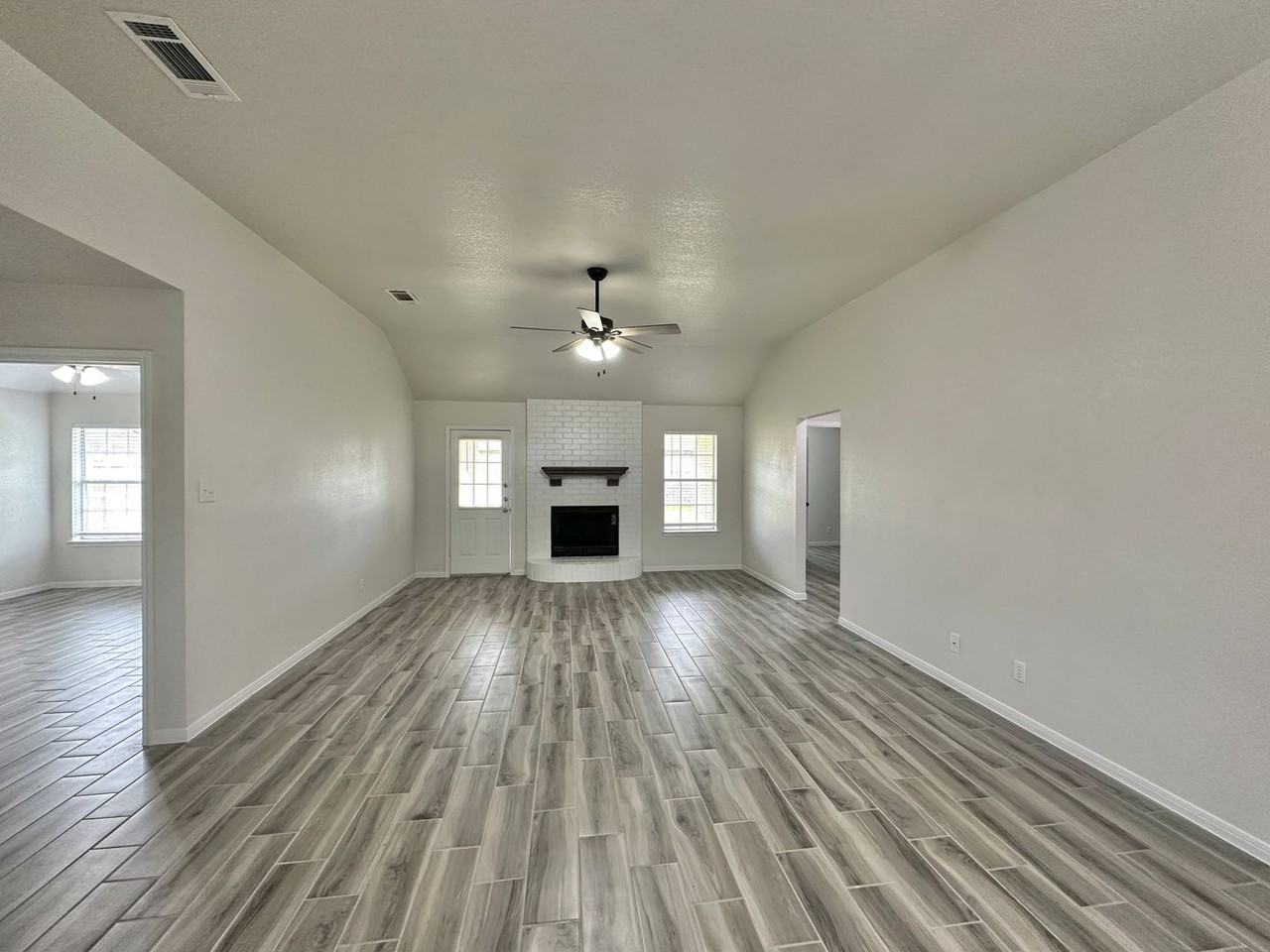 4308 Bluestem Ln - Photo 2 of 34