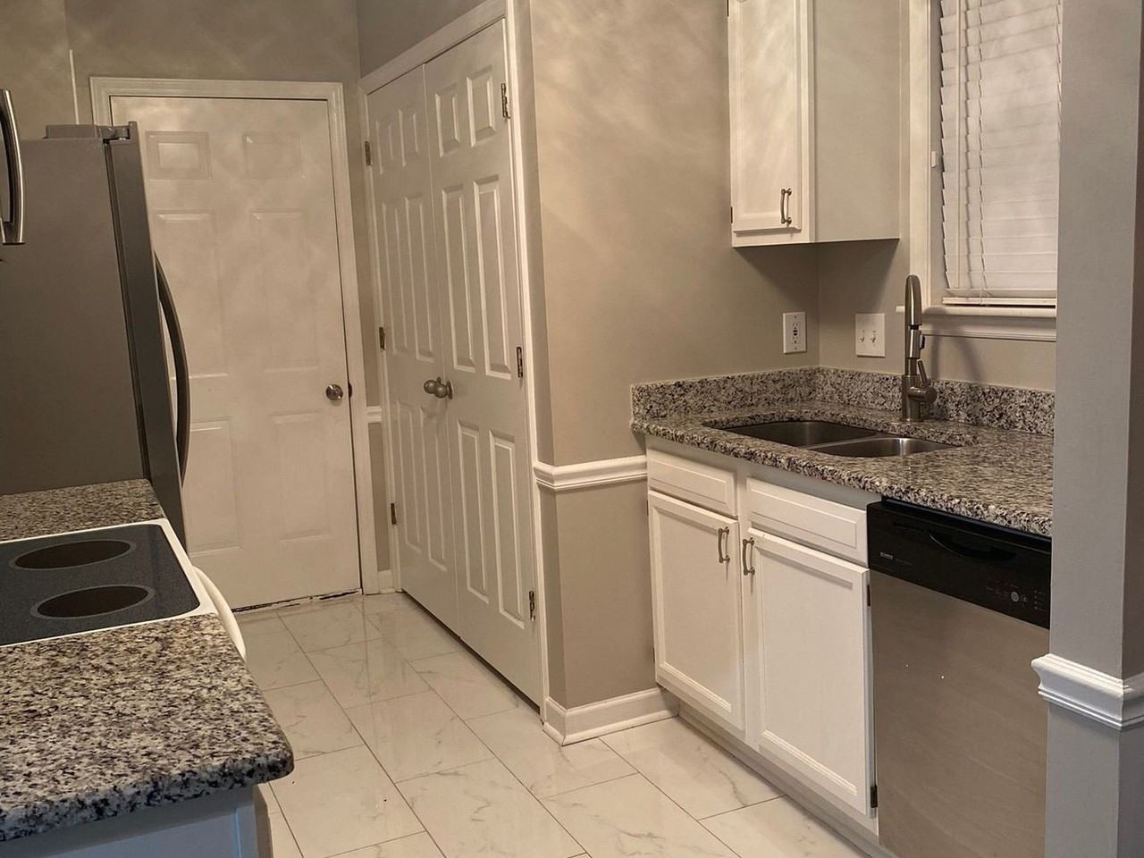 3911 Landover Dr - Photo 6 of 14