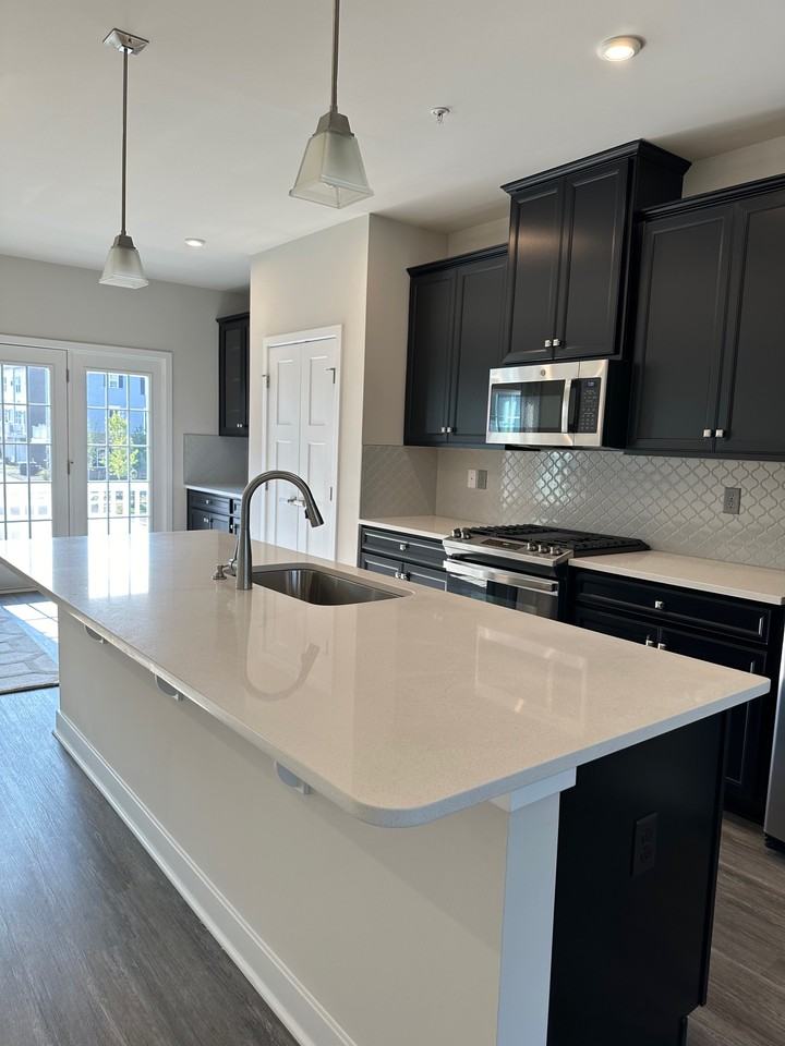 16577 Fife Way #1 - Photo 2 of 9