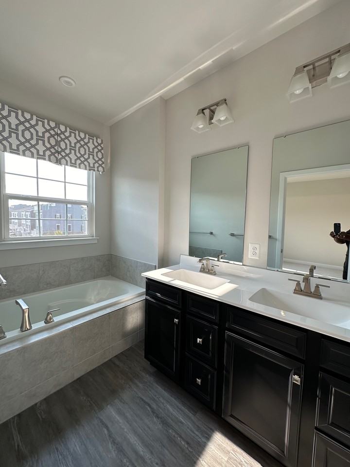 16577 Fife Way #1 - Photo 5 of 9