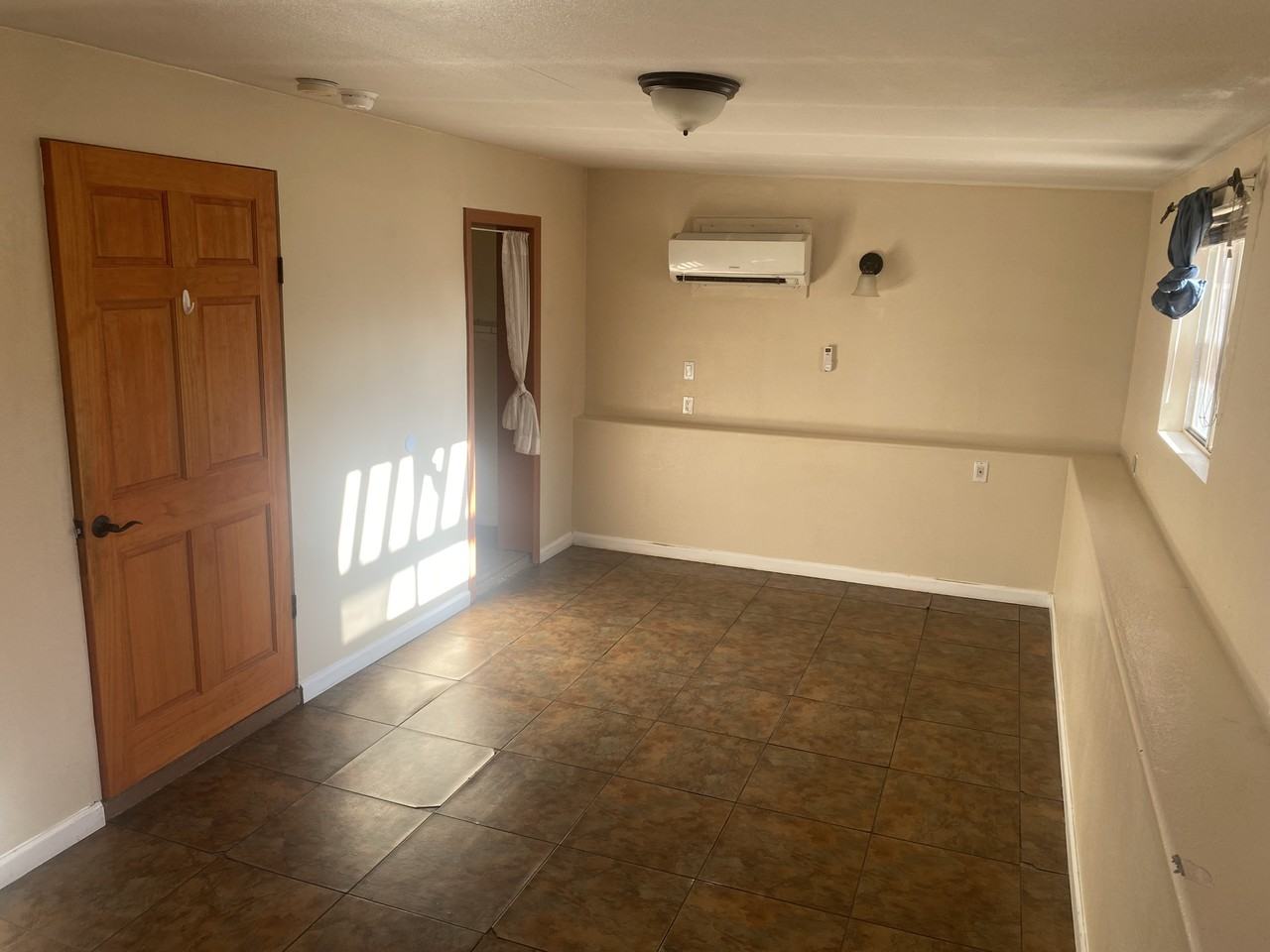 6757 Adobe Rd #4 - Photo 5 of 46