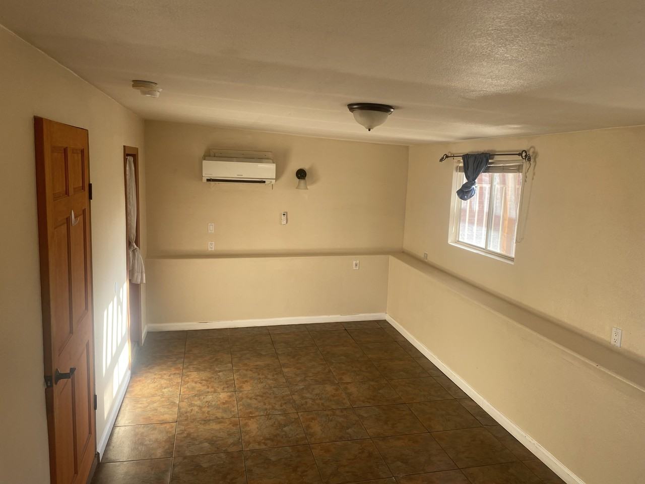 6757 Adobe Rd #4 - Photo 7 of 46