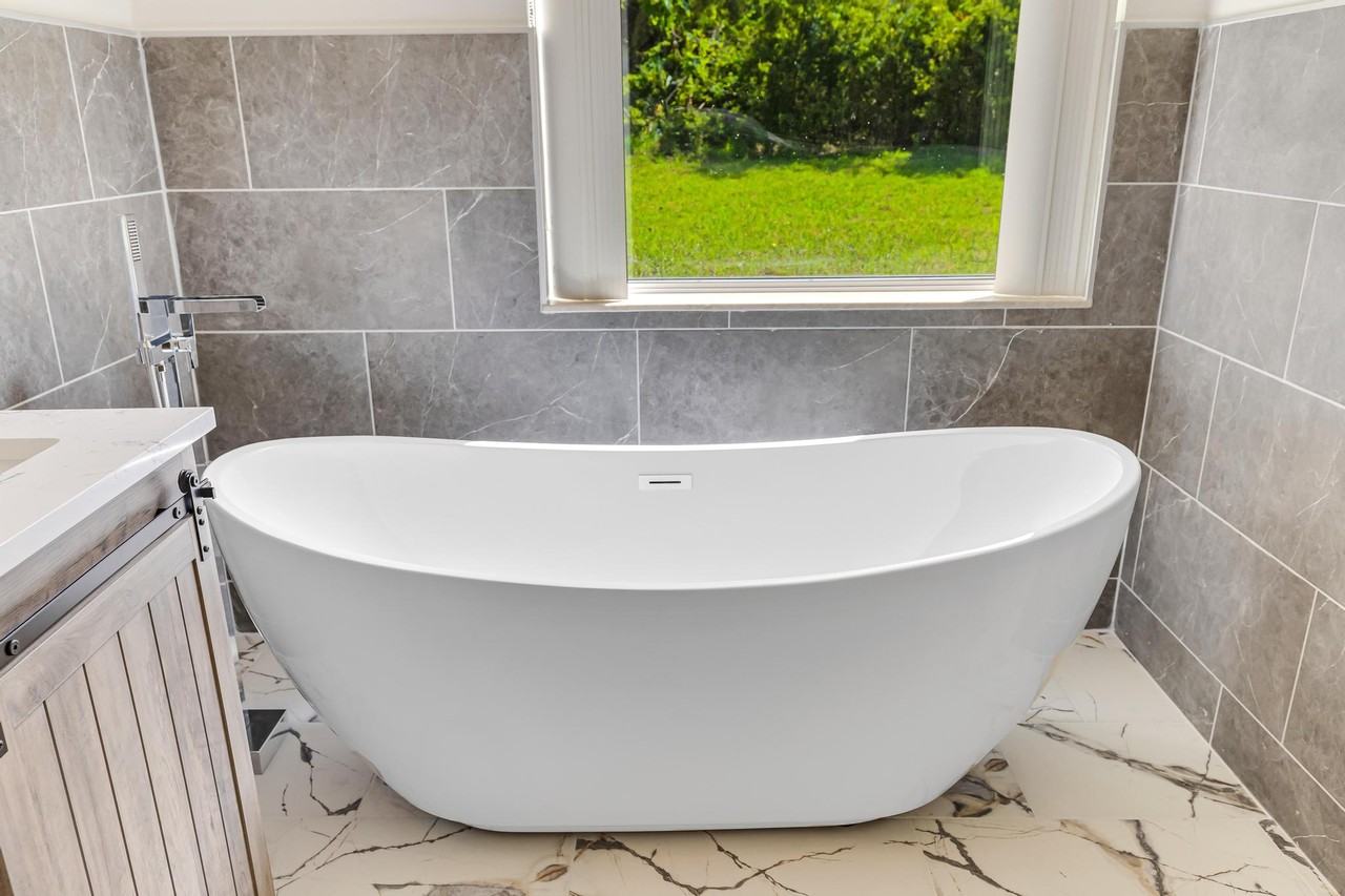 9 Saint Andrews Ct #NA - Photo 5 of 21