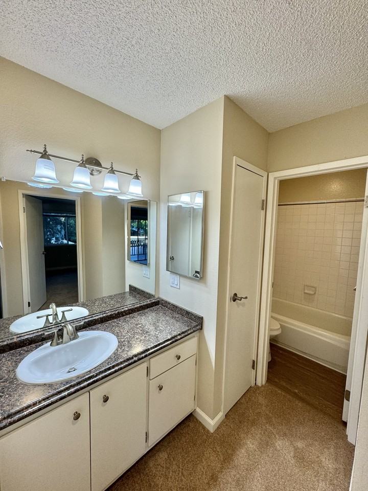 415 Ignacio Blvd #338 - Photo 5 of 10