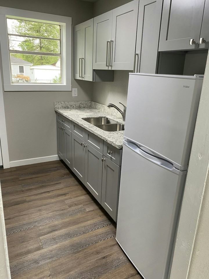 1259 Estelle Street - Photo 5 of 14