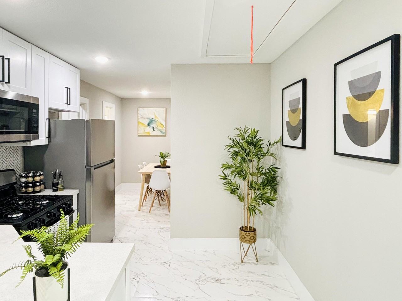 Billingsley St - Photo 4 of 13